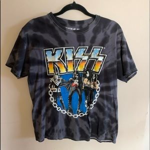 KISS band tee